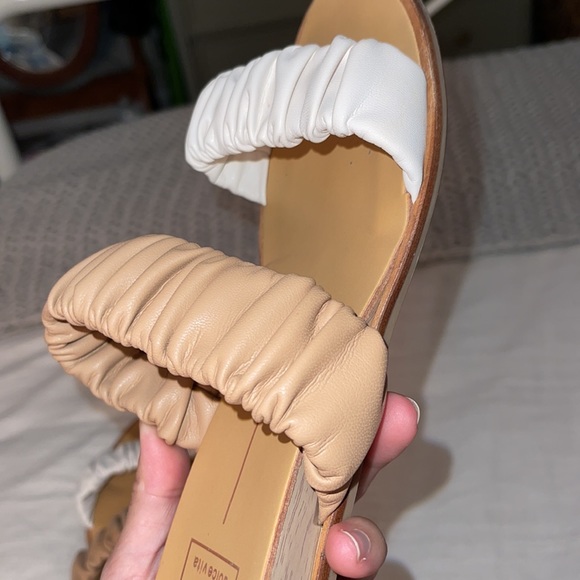 Dolce Vita // Ruched Sandals🌛 - Picture 7 of 8